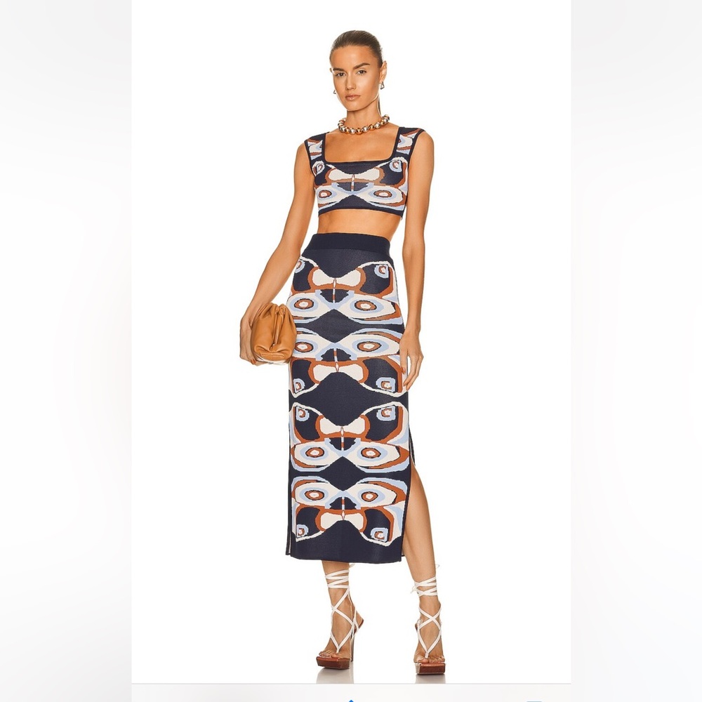 ALEXIS
Nylah Skirt